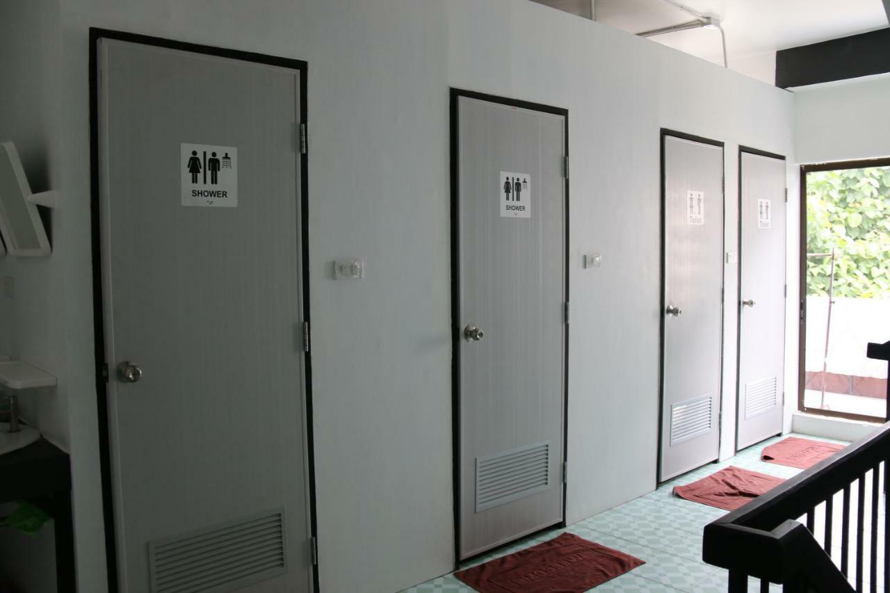 Family 2 Chiangmai (adults Only) Hostel *